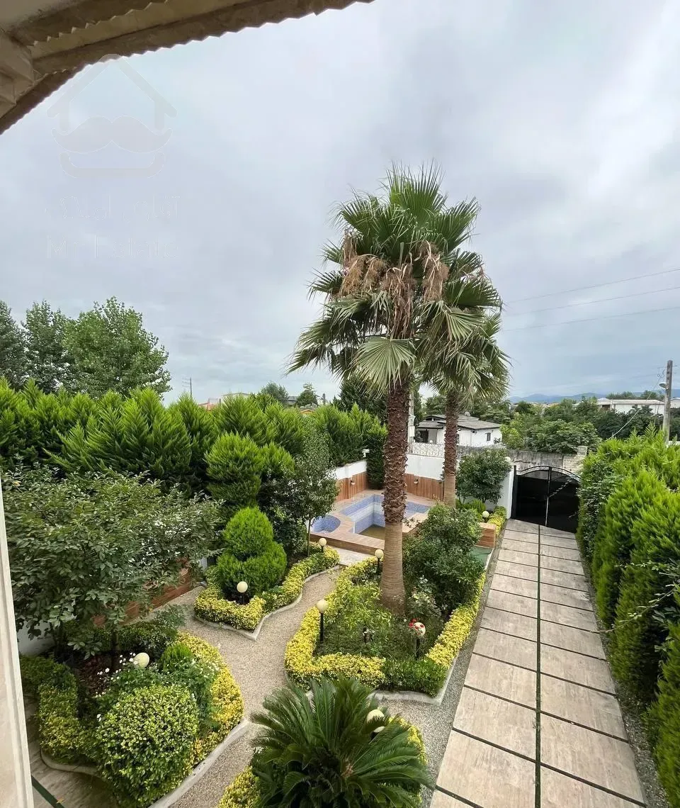 کاخ400متری استخردار*سند تک برگ*کاملا واقعی