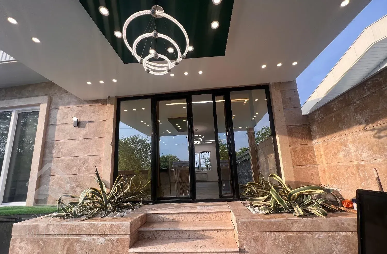 فروش خانه ویلایی در منظریه