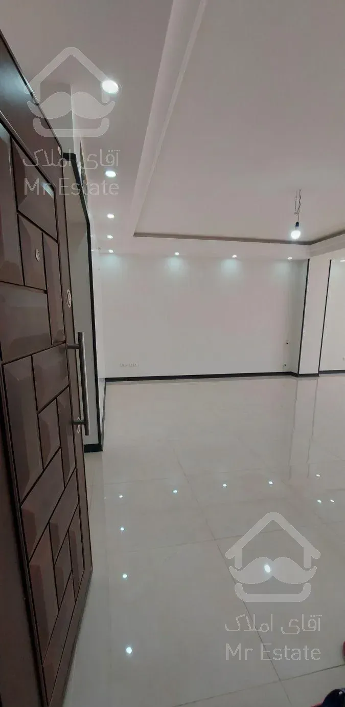 آپارتمان ۱۴۱ متر ۳ خواب تک واحدی فاز ۱ اندیشه