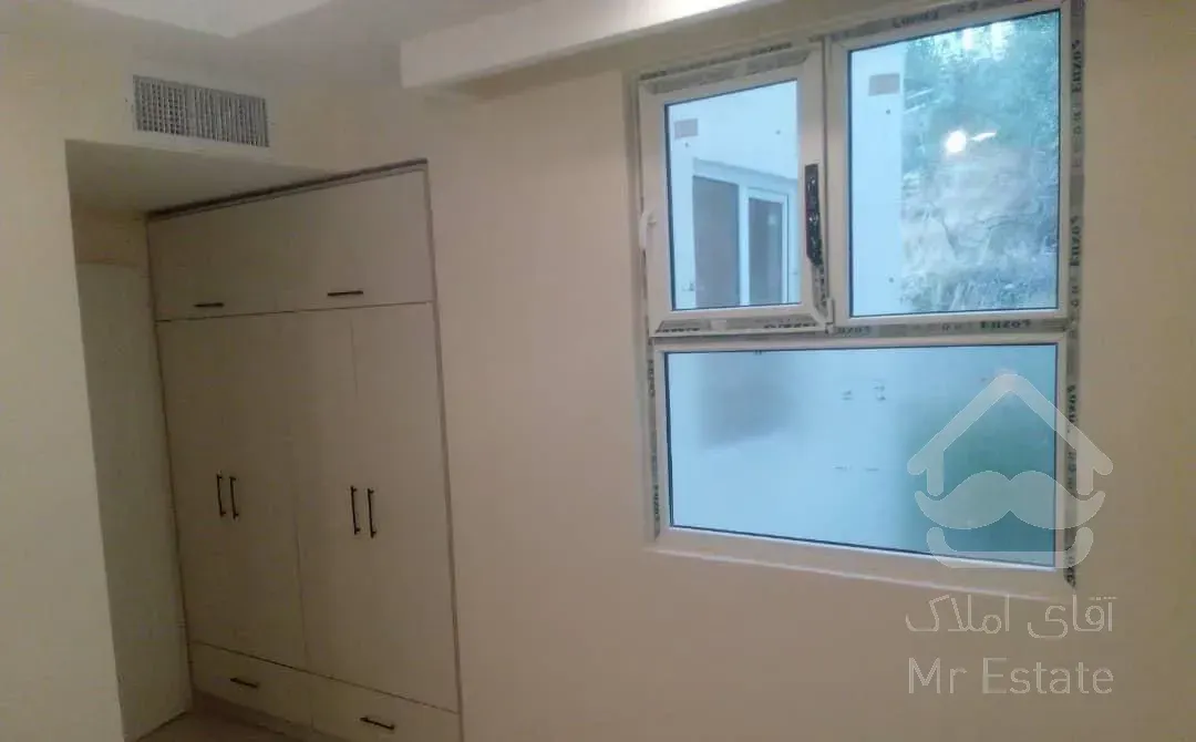 ۸۵ متری سند تک برگ بدون ریشه