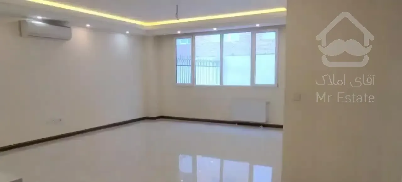 آپارتمان 130 متر لوکس دریاچه چیتگر و ایرانمال