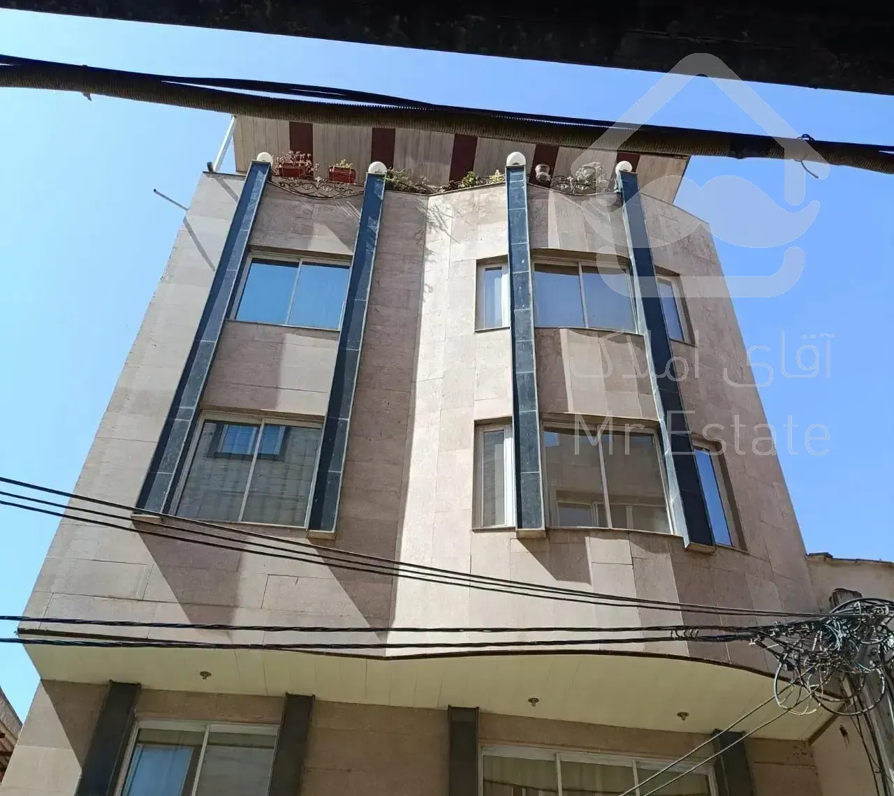 فروش اپارتمان ۱۰۲ متری گلستان