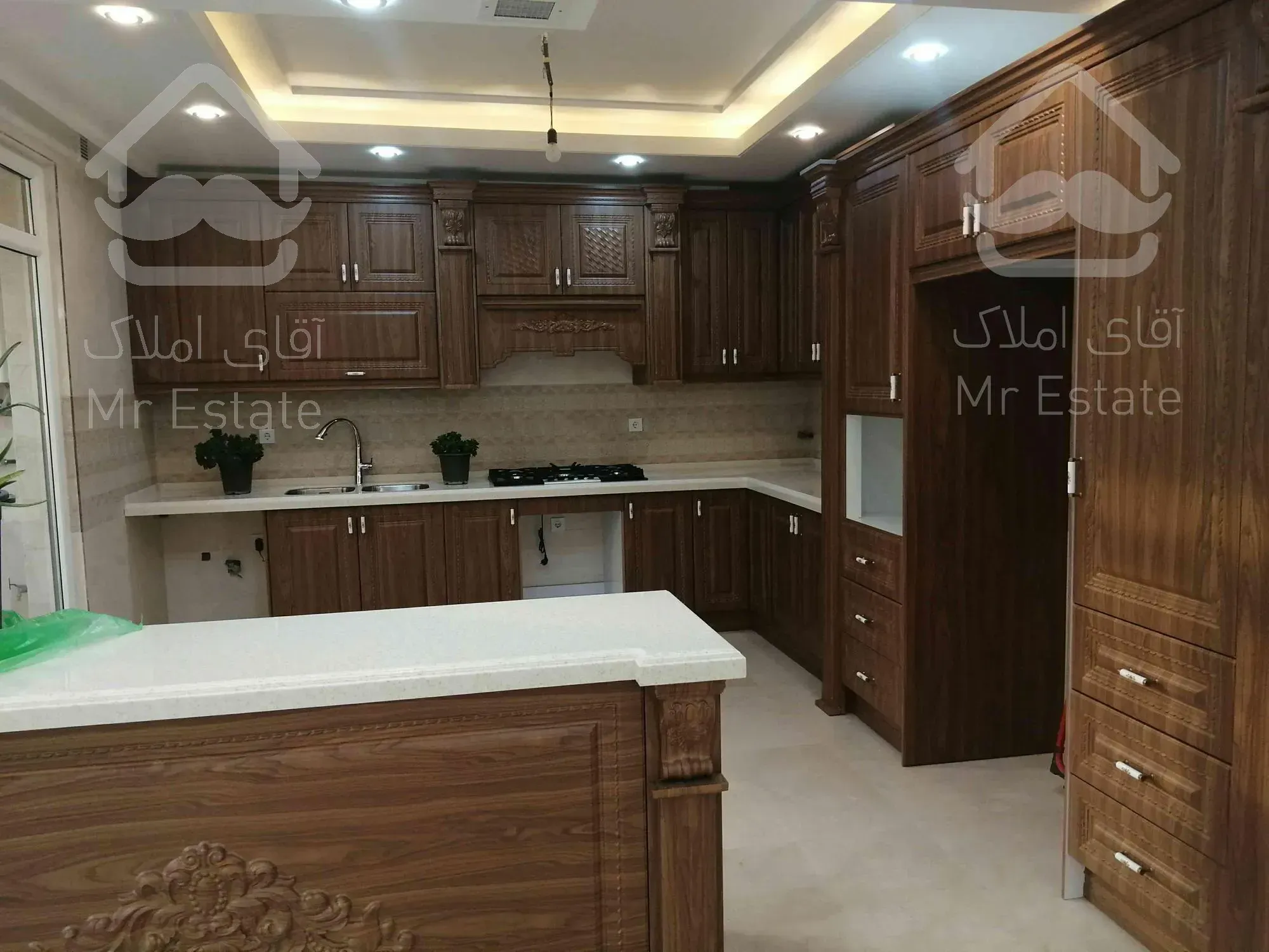 فروش آپارتمان تکواحدی ۱۷۳ متری نوساز شمال کاشانی