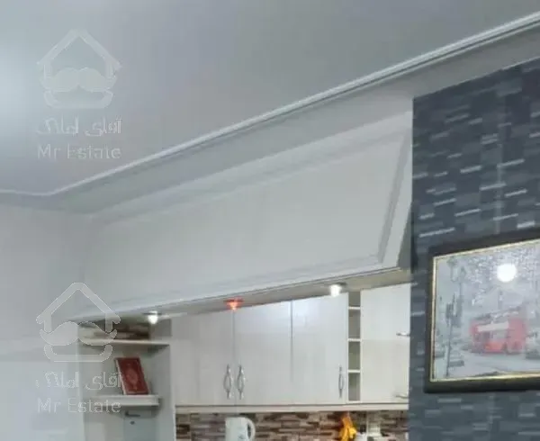 آپارتمان 130متری تک واحد، طبقه2‌دارای3خواب