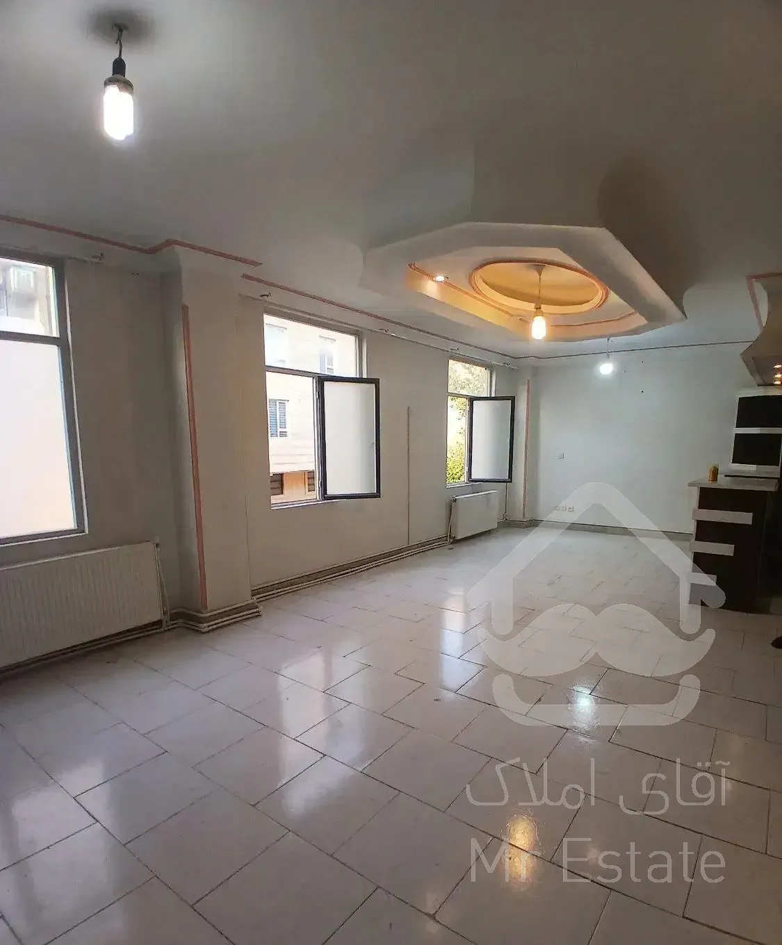 آپارتمان ۸۷متری//پارکینگ اختصاصی//آبان شرقی