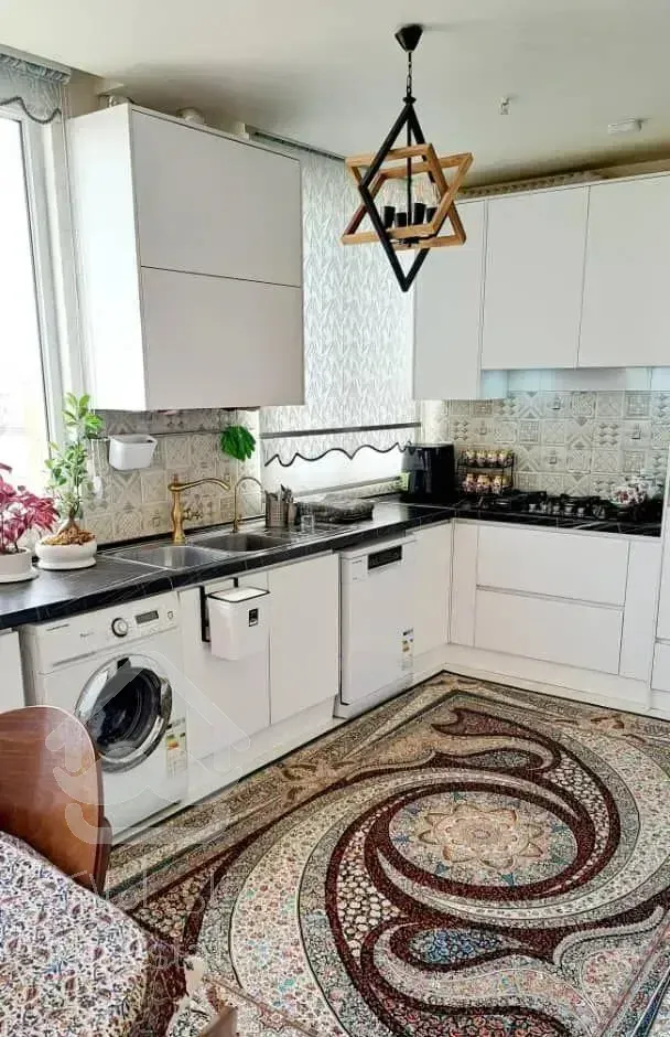 ۷۵ متر /دو خواب/ اسانسور دار  /جی