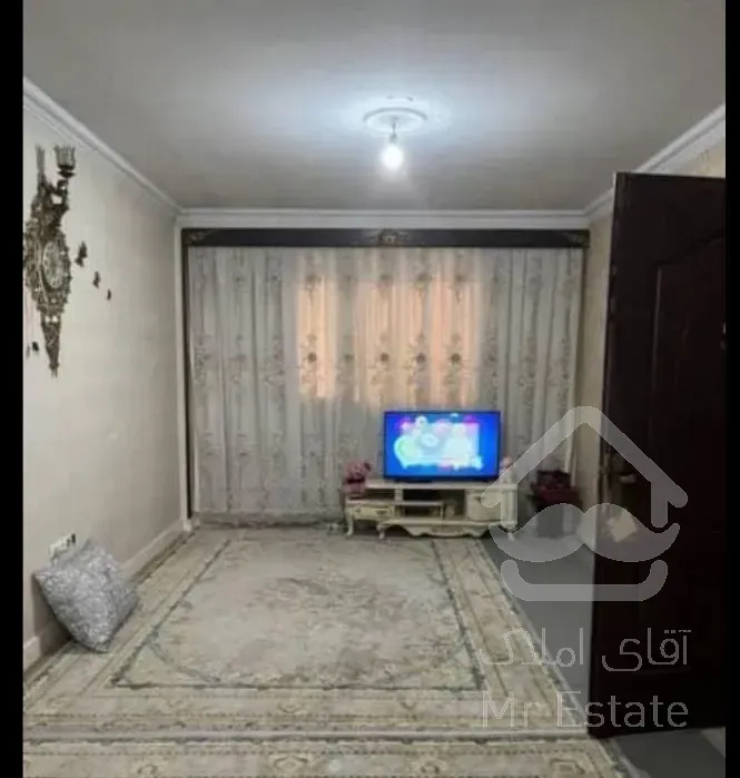 آپارتمان ۵۷متر تکواحدی با انباری سندی