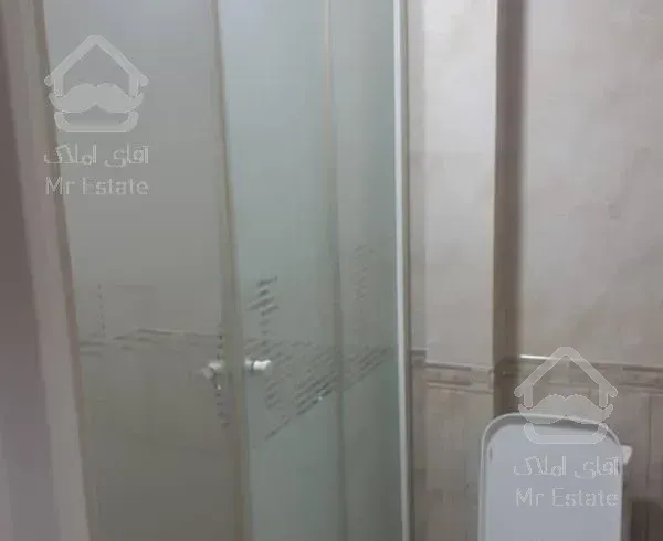 ۱۲۵ متر  واحدی   حتی با موقعیت  اداری