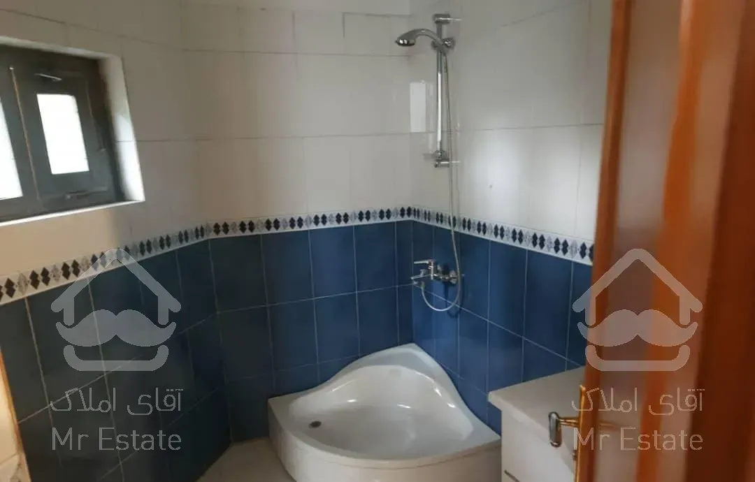 فروش اپارتمان  ۲۰۰متر ۱۲سال تک واحدی