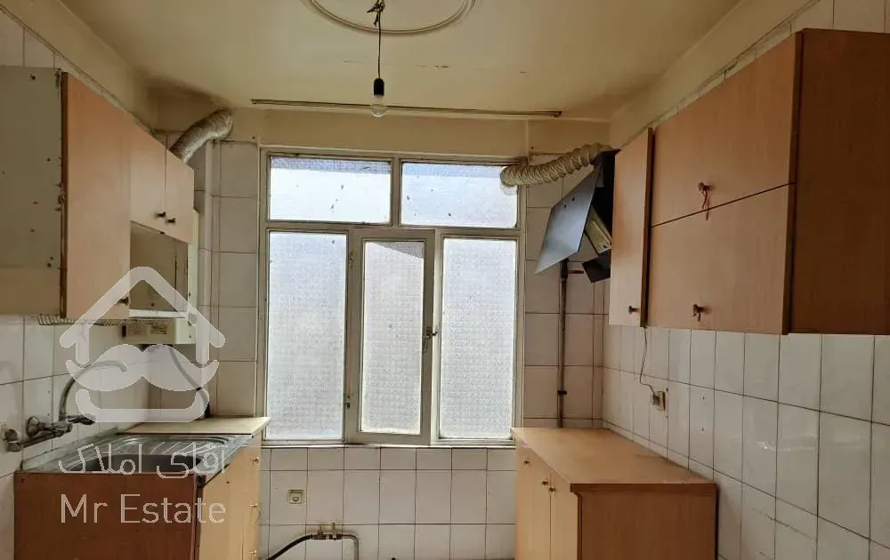 گلبرگ غربی،میدان امام رضا،۶۱متر۱خ تخلیه بدون مشابه