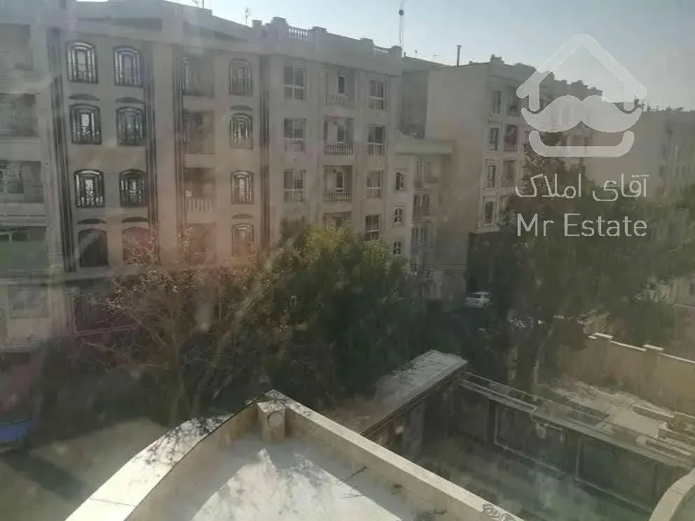 فروش ۱۲۵ متر آپارتمان موقعیت اداری نوساز فردوس شرق