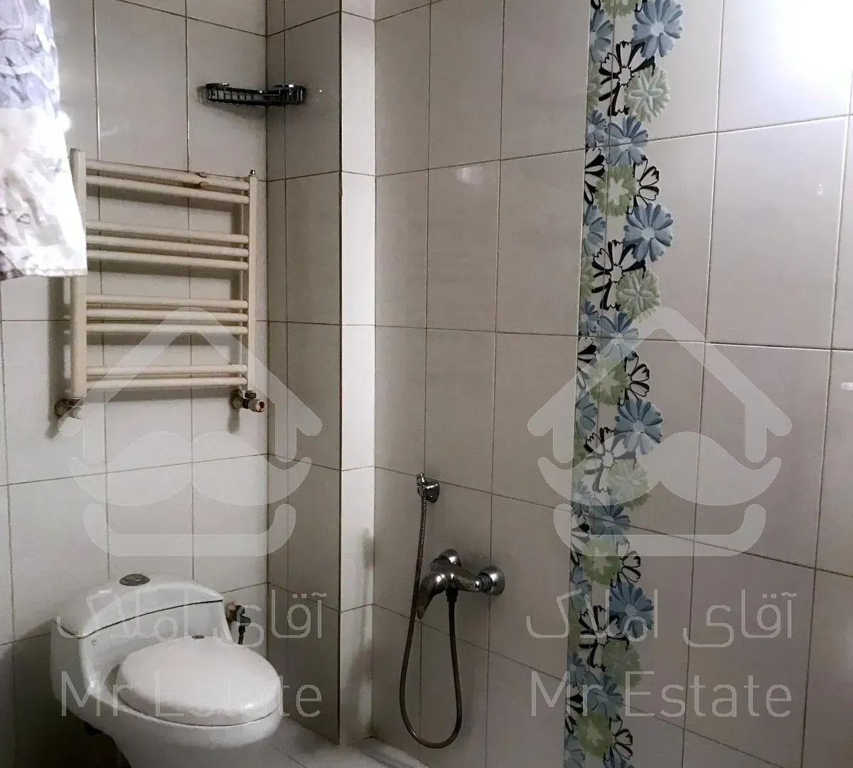 خیابان بهار ، ۱۲۳ متر ٣ خوابه ، خوش‌نقشه ، فول