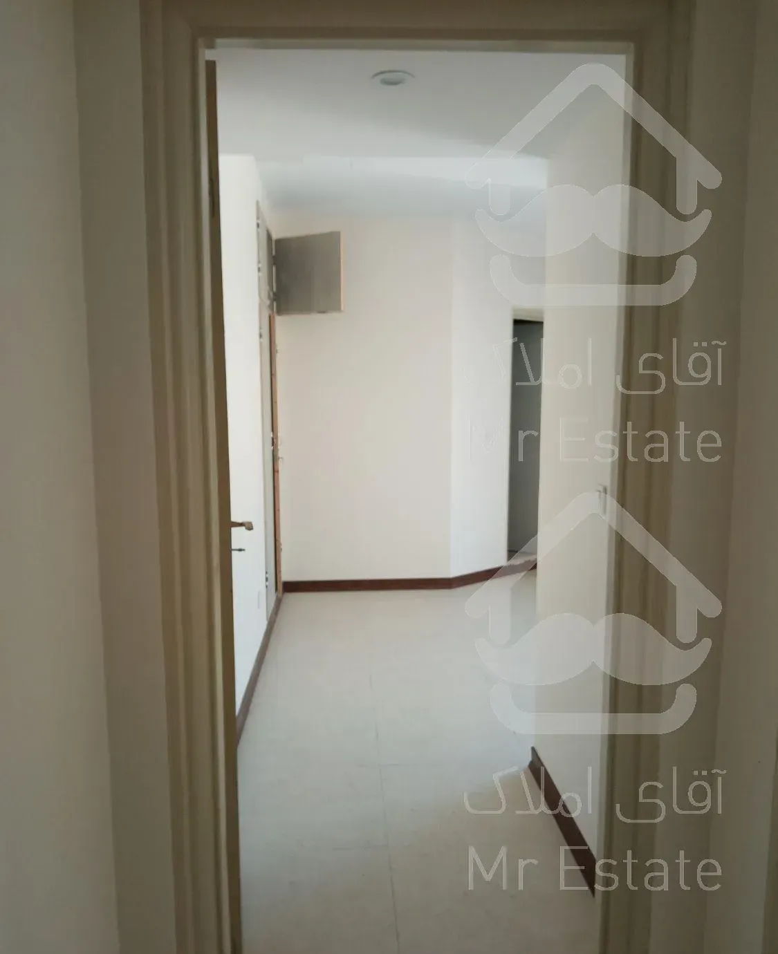 آپارتمان کلیدنخورده به متراژ 146مترودارای 3 اتاق