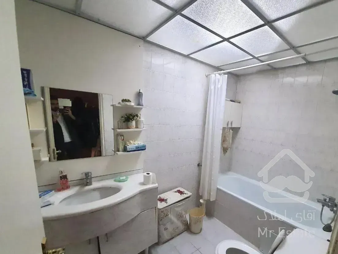 ۱۳۰ متر/دو خوابه/فول/شهرک امید