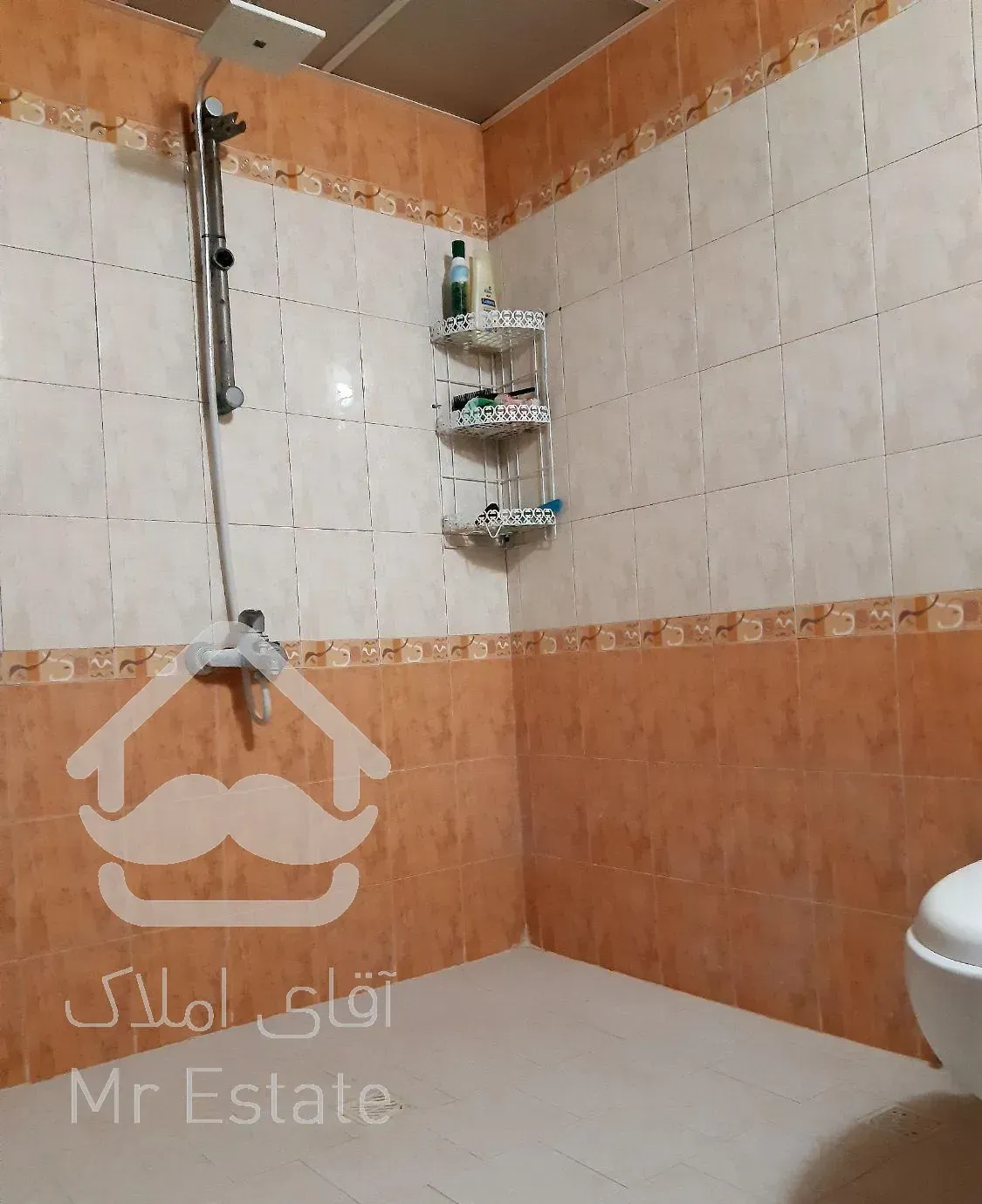 105 متر فروش اپارتمان تمیز با اسانسور پیوندی