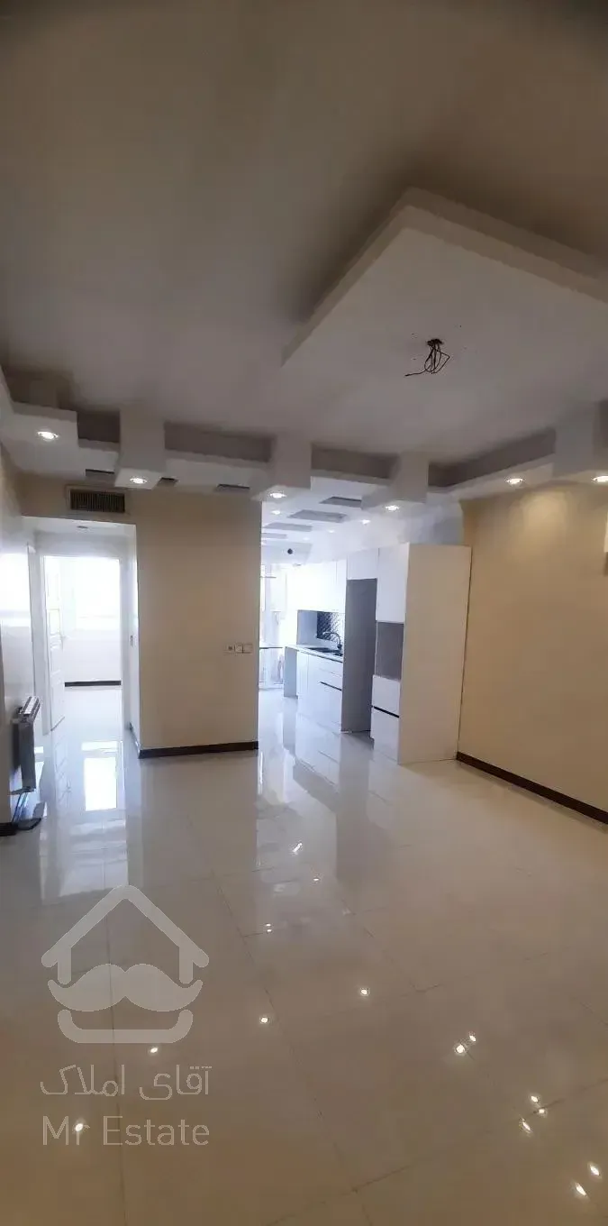 ۷۷ متر دو خواب طبقه ششم