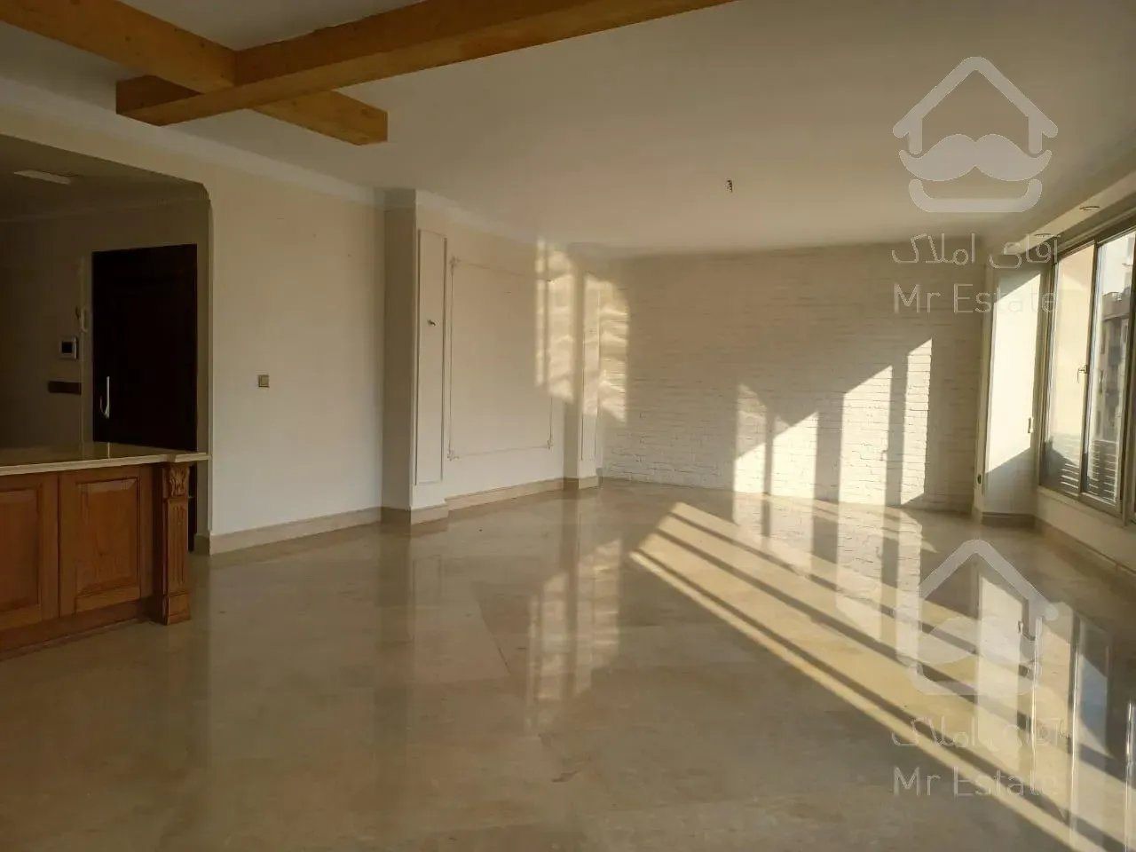 اجاره و رهن آپارتمان زعفرانیه 240  متر لوکس