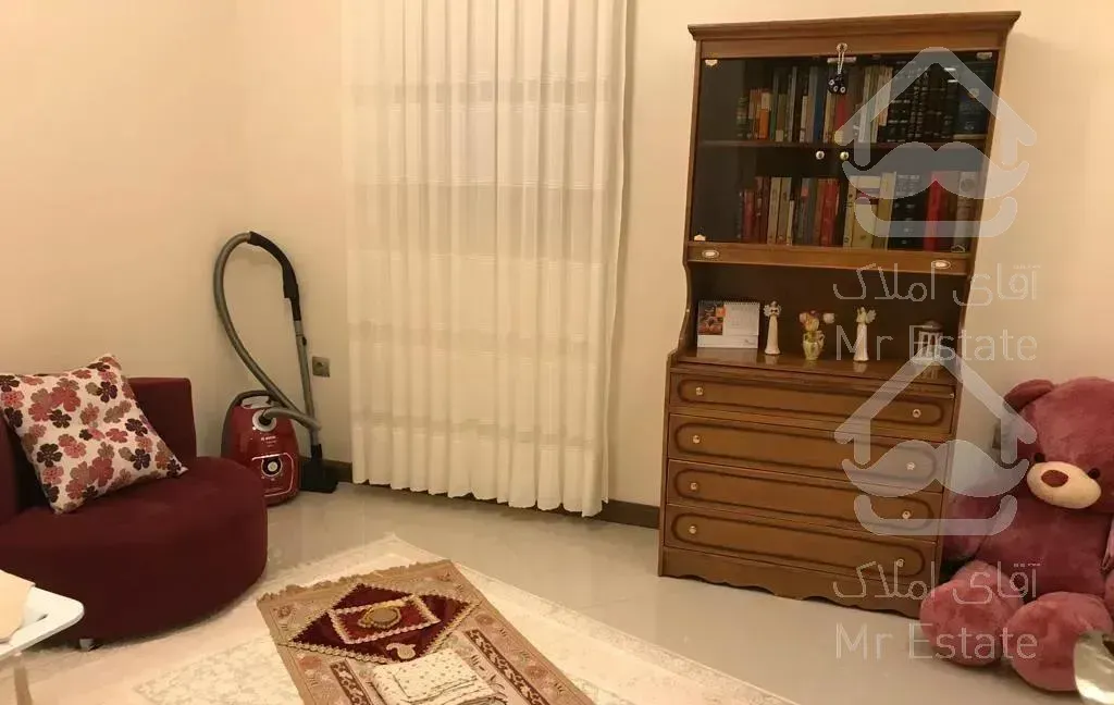 آپارتمان ۹۰متری دو خوابه  خوش نقشه