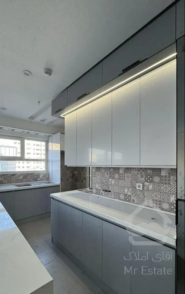 ۱۳۰ متری ۳ خواب