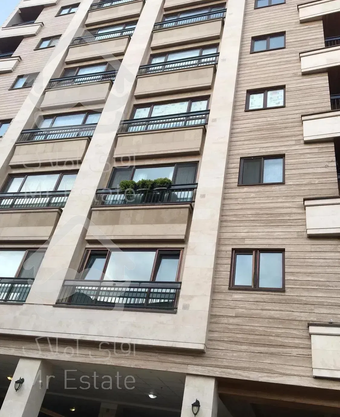 ۱۷۷متر۲پارکینگ باکس اندرزگو(کمیاب)