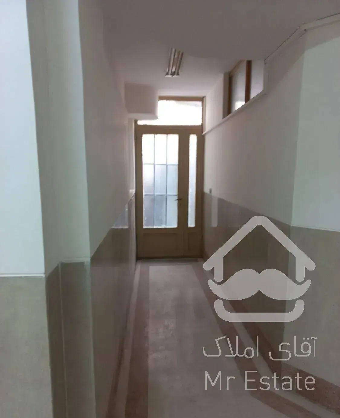 میدان دارآباد  250 متر  / بر اصلی