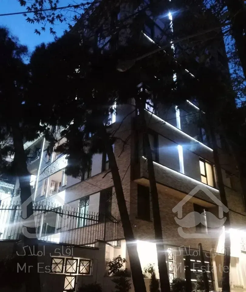 فروش آپارتمان ۱۳۹ متری غرق نور کیکاووس/ دولت