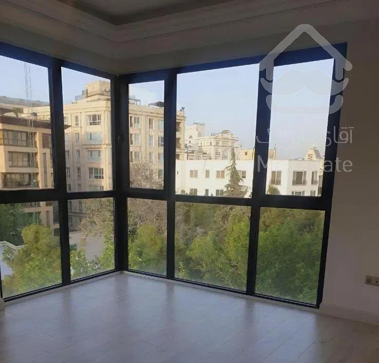 ٦٩ متر، ١ خواب، پارکینگ، آسانسور، انبارى و بالکن