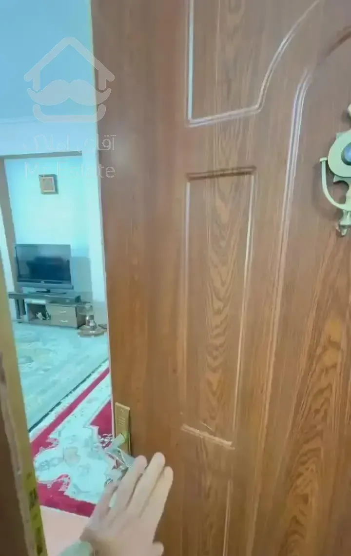 ۹۴ متر آپارتمان دوخوابه راه جدا تمیز و کاسبی