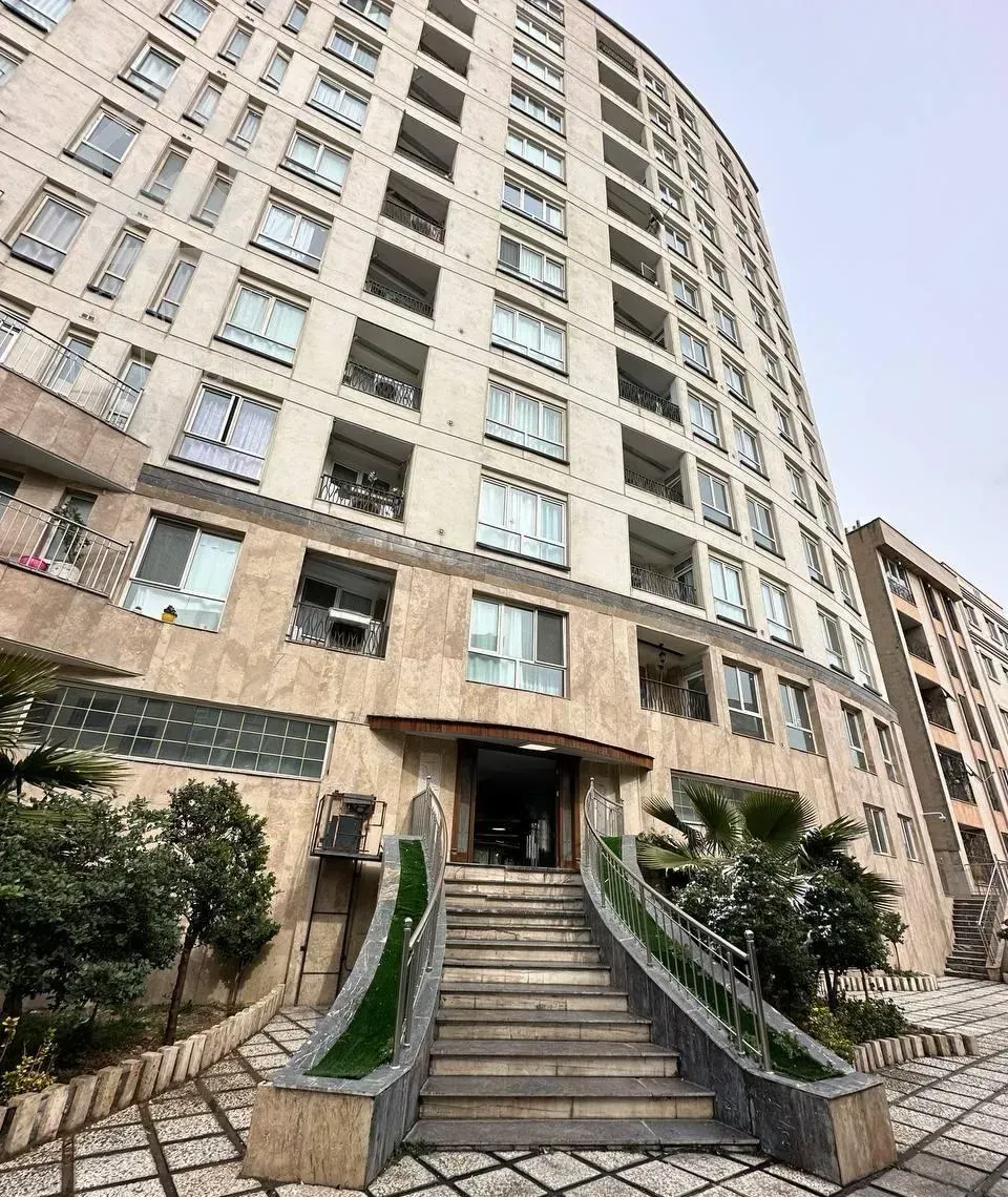 ۱۰۵ متر پنت هاوس ویو کل تهران (برج)