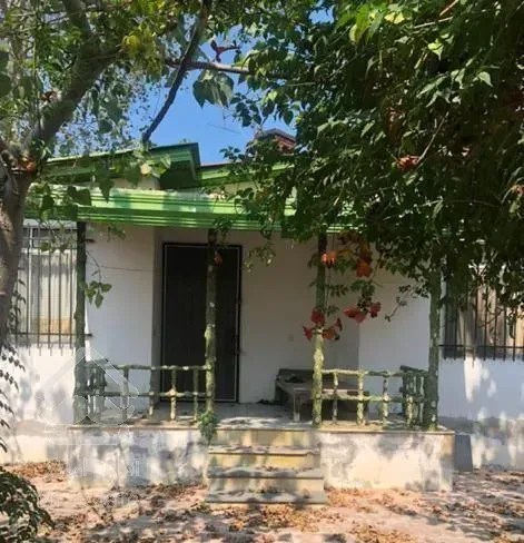 فروش خانه ویلایی ۹۱۲ متر با ۱۶۰ متر بنا  ۲ خوابه