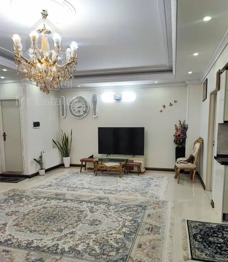 ۹۳ متر/فول امکانات/۴ساله/تکواحدی/گذرعریض