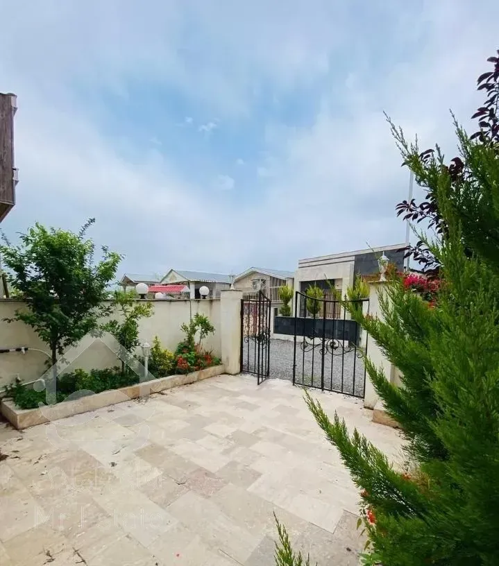 ویلاباغچه همکف نما کلاسیک 170متری سند تک برگ شهرکی