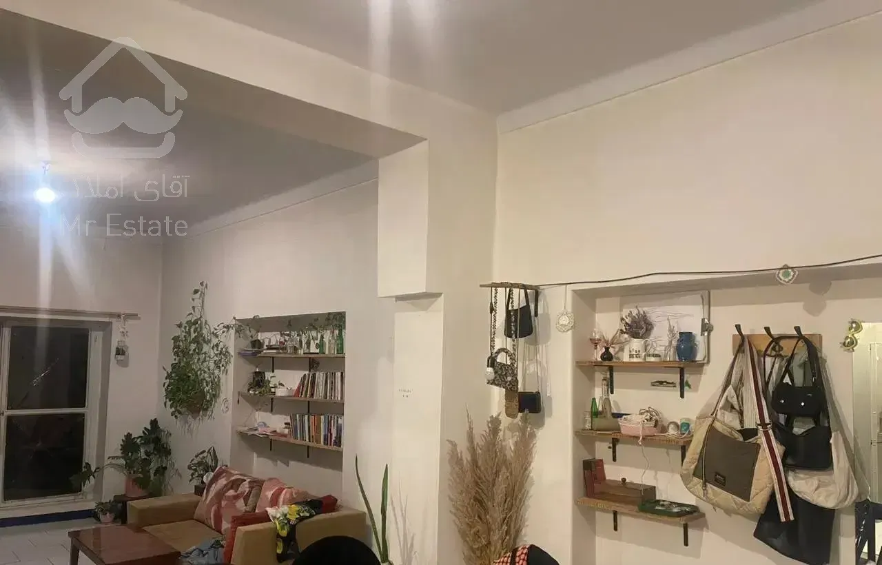 آپارتمان مسکونی ۱۱۰ متر ۲ خواب غرق نور