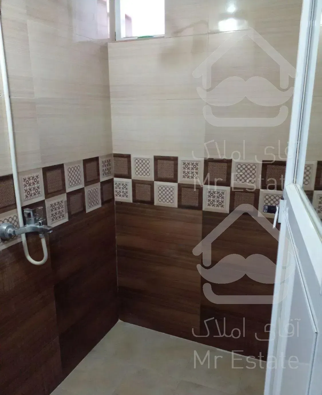 دوخوابه تمیز نوساز با کولر و پارکینگ