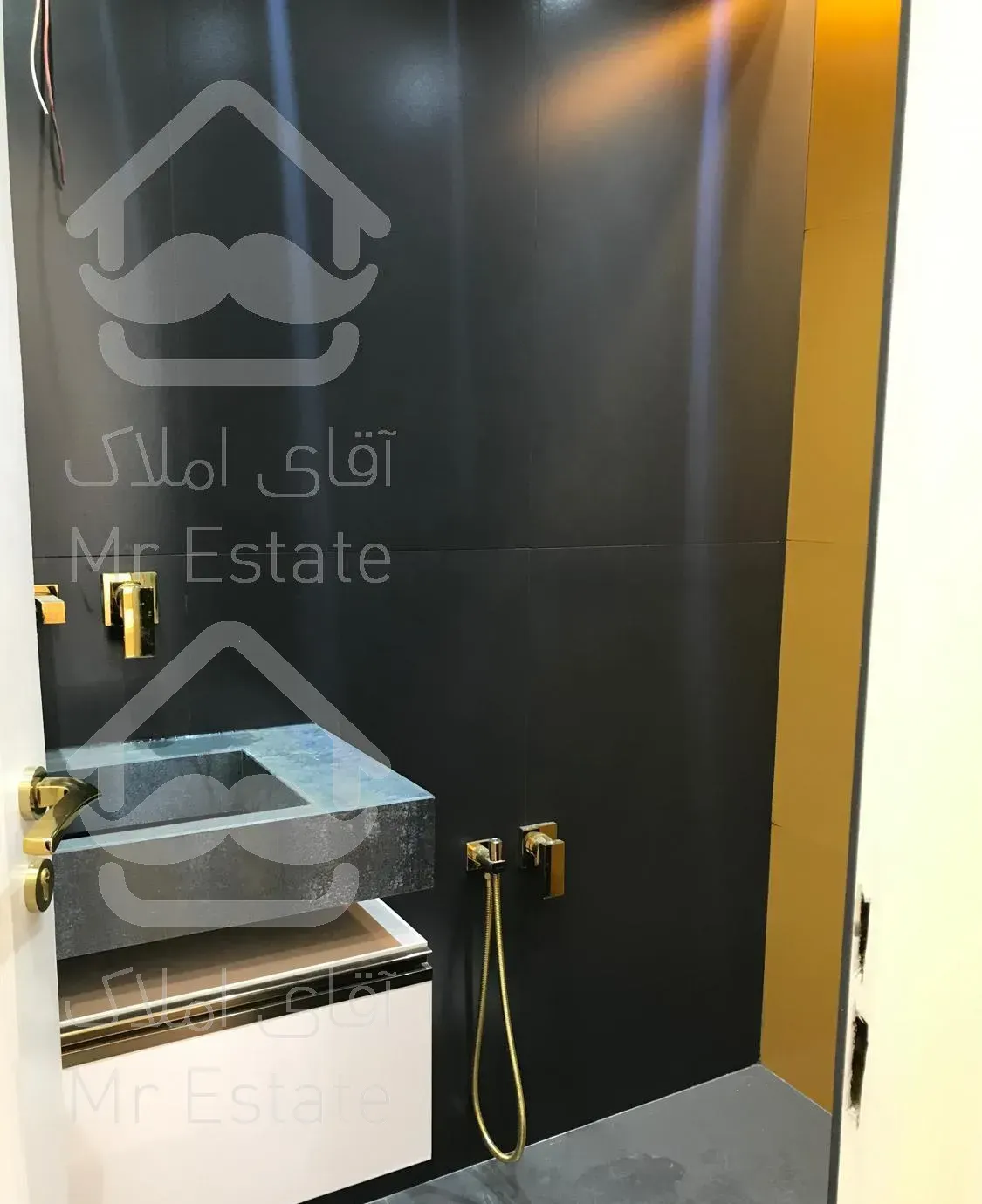 ظفر ۶ ساله ۸۳ متر ۲ خوابه