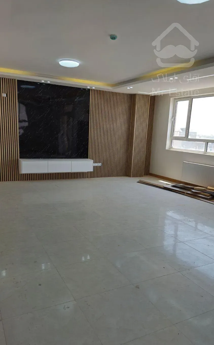 آپارتمان ۱۵۵ متری.۳ خواب.مجاهدان