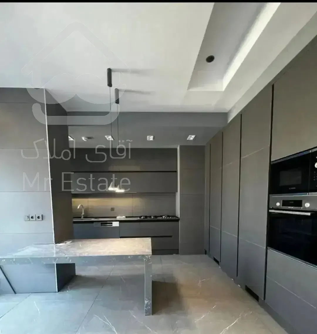 شیان تاپ لوکیشن دنج و نورعالی