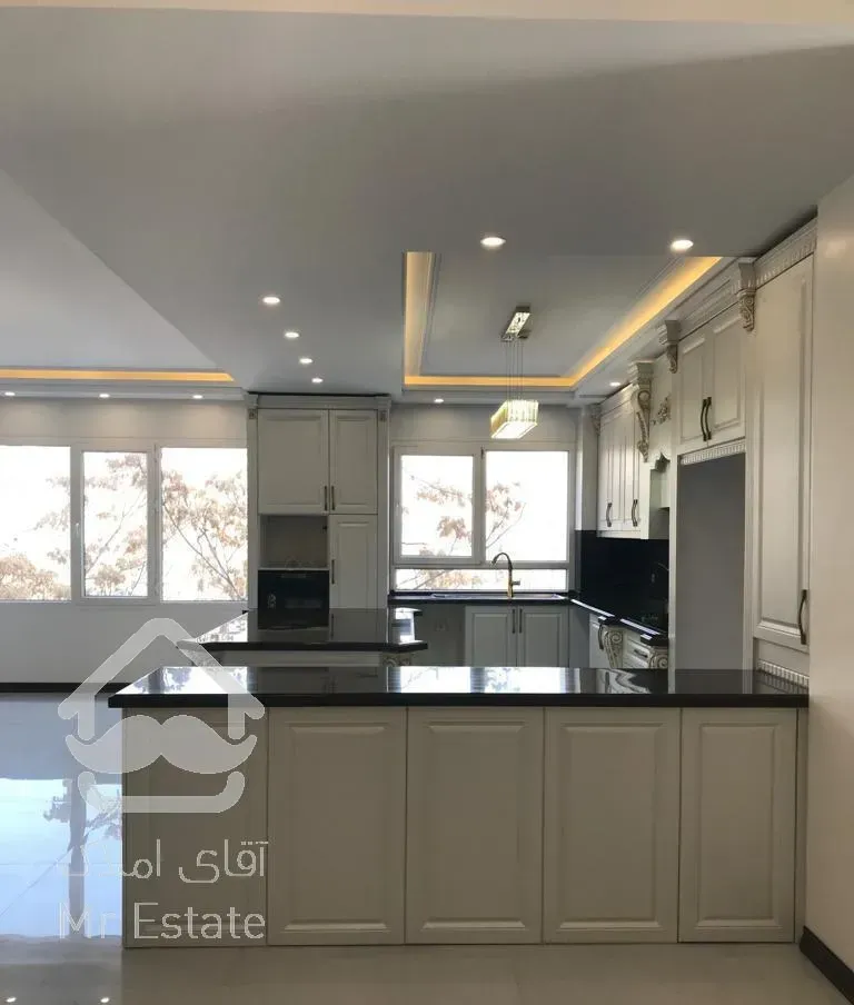 **۱۳۵ متر سه خواب علامه جنوب**