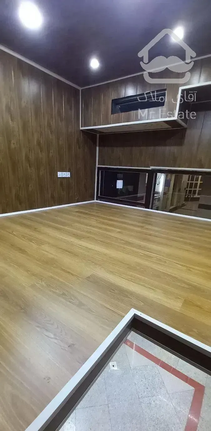 مغازه ۳۲ متر فول دیزاین