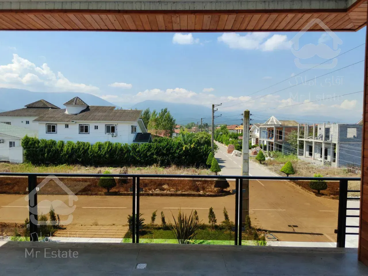 ٣٤٢ متر زمين٢٢٠ متر ويلا شهركي