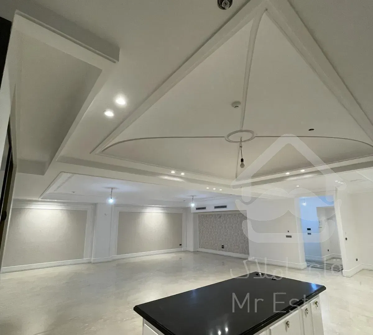 ٢٧٠متر  مروارید