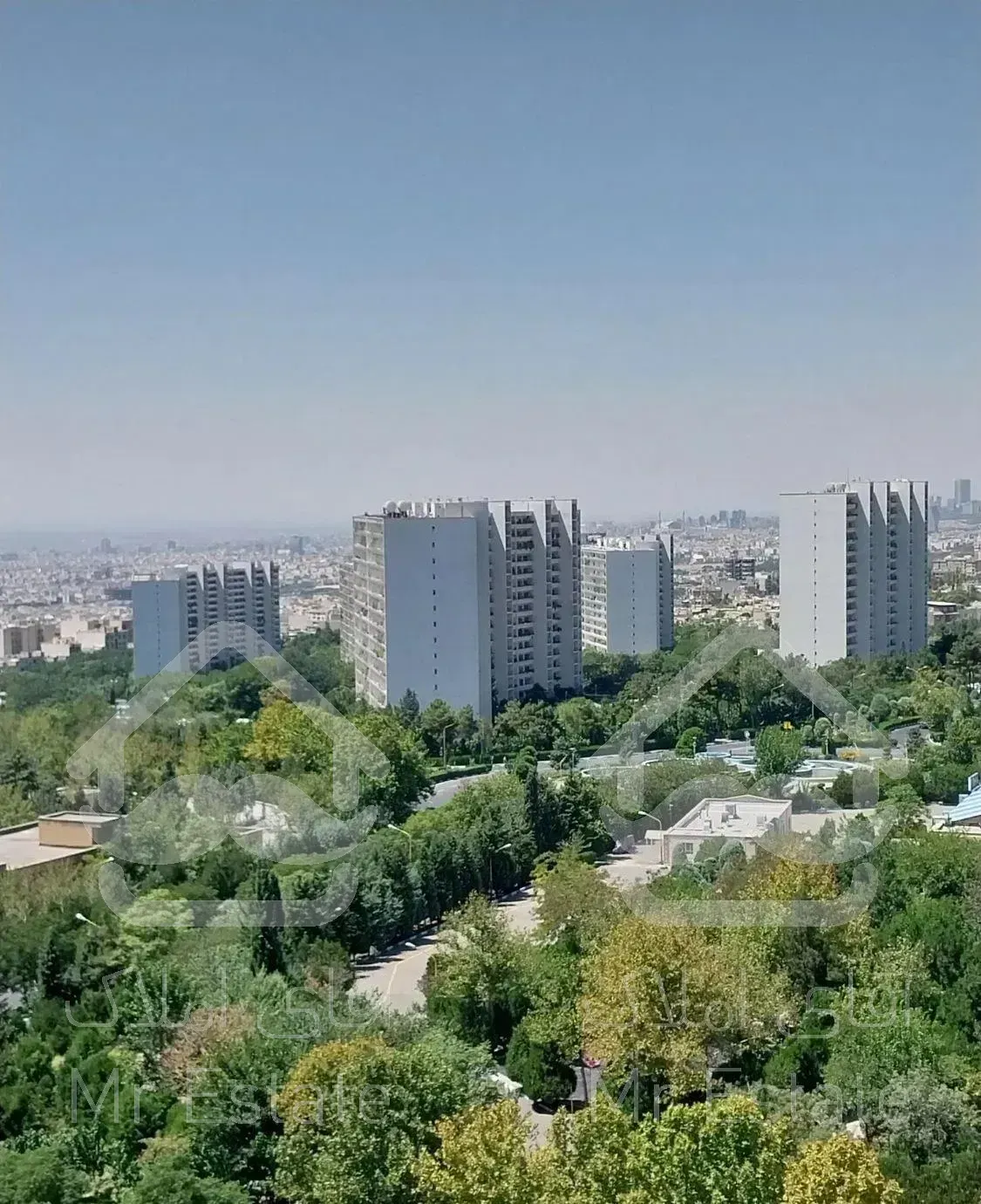 آپارتمان 131 متری 2 خوابه ویو ابدی بدون مشرف