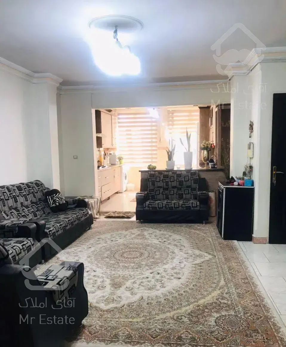 آپارتمان ۶۸ متری دو خواب پارکینگ اختصاصی