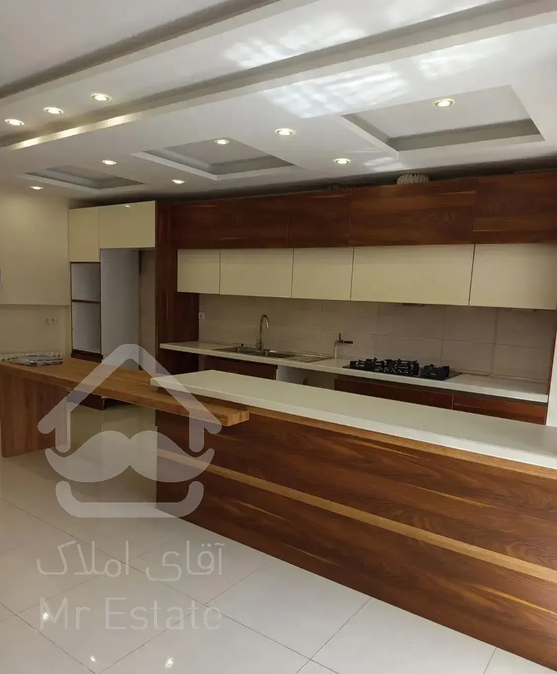 ۱۱۰ متر مطهری مفتح شمالی