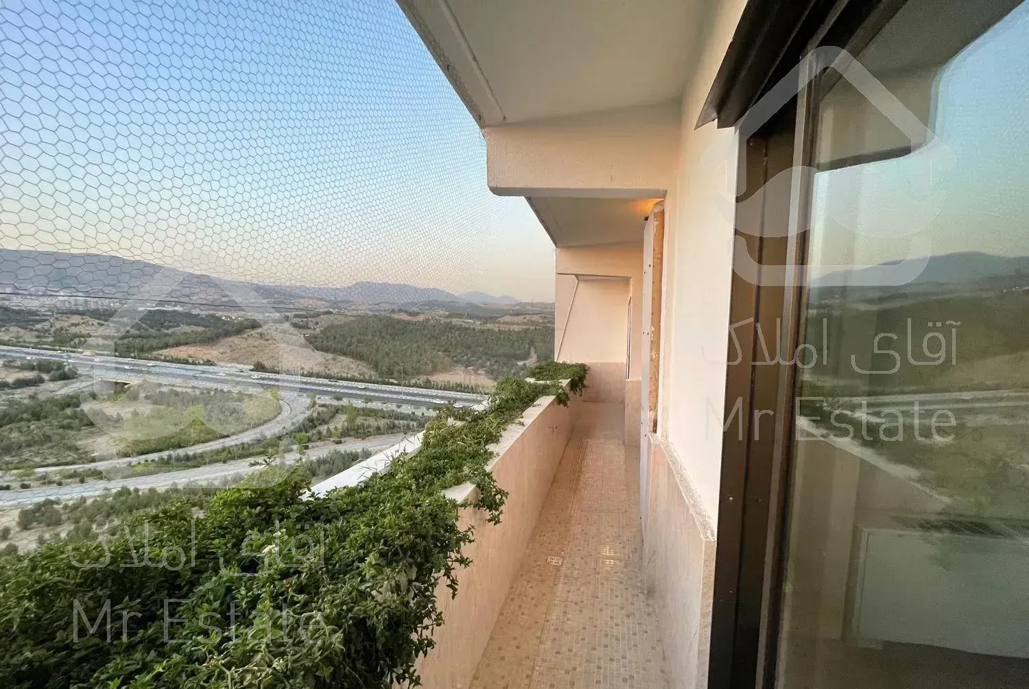 معاوضه۳خوابa/با سه خواب bشهرک امید