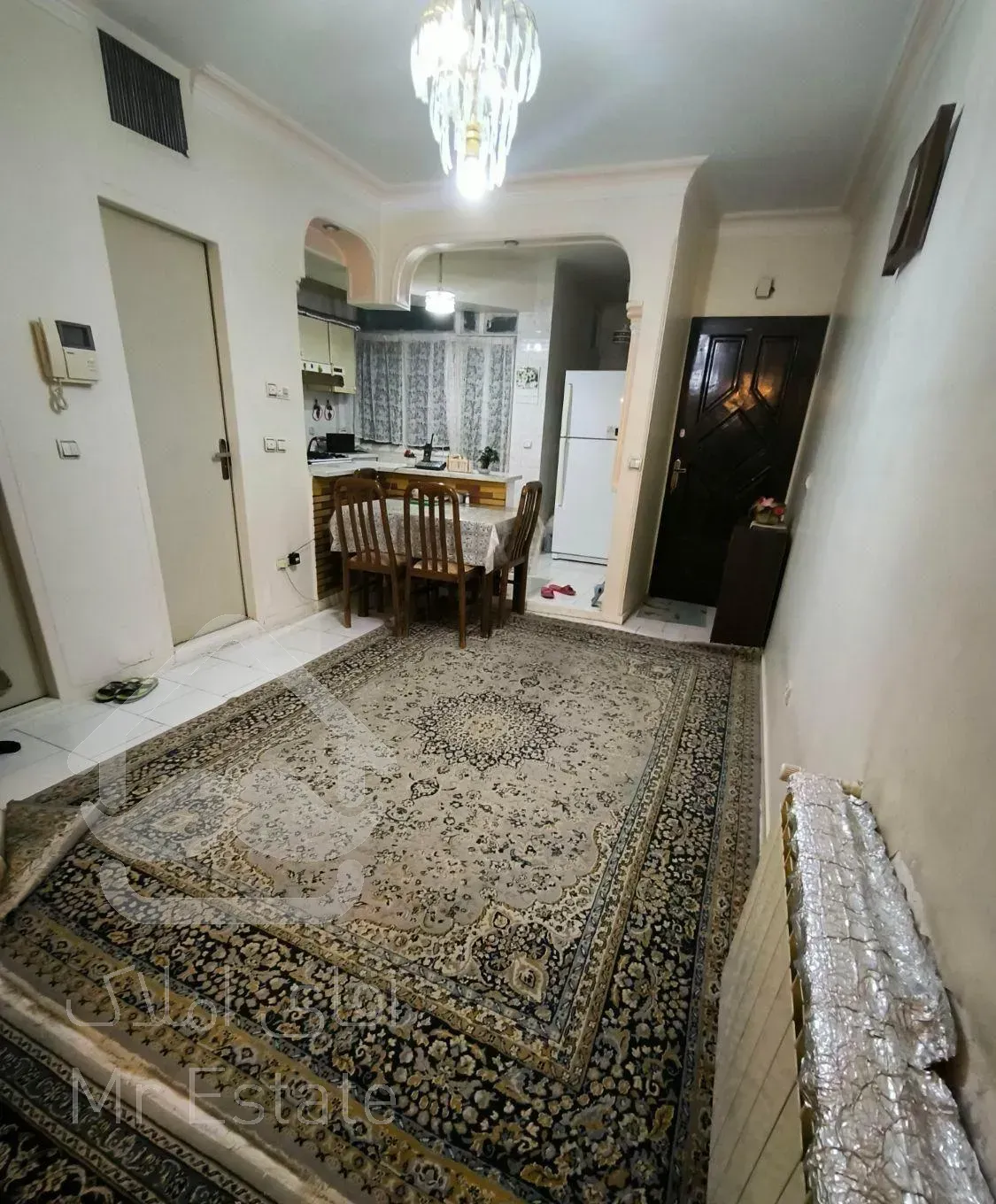 ۵۱متر،تکخواب، استخر