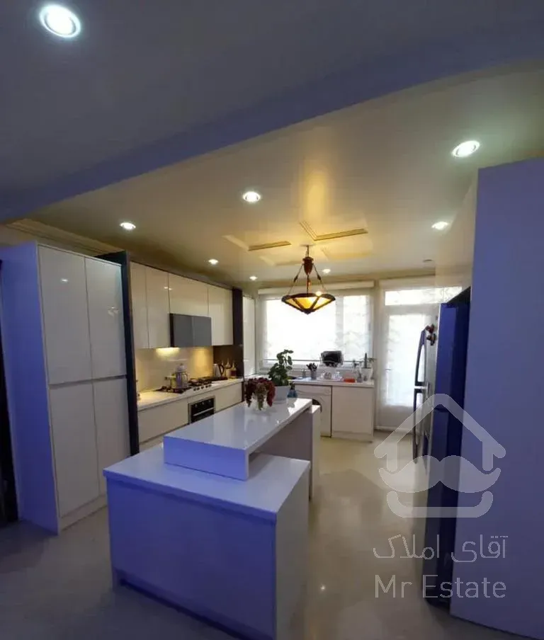 108متر .فول امکانات . 1 ساله .امینجنوبی شهرآرا