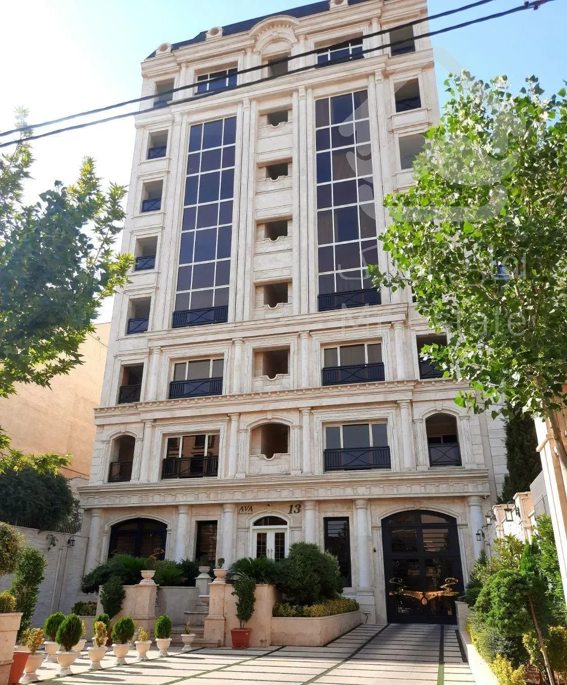 ۱۳۰متر صرافها شمالی/ ساختمان با اصالت+ مشاعات فول