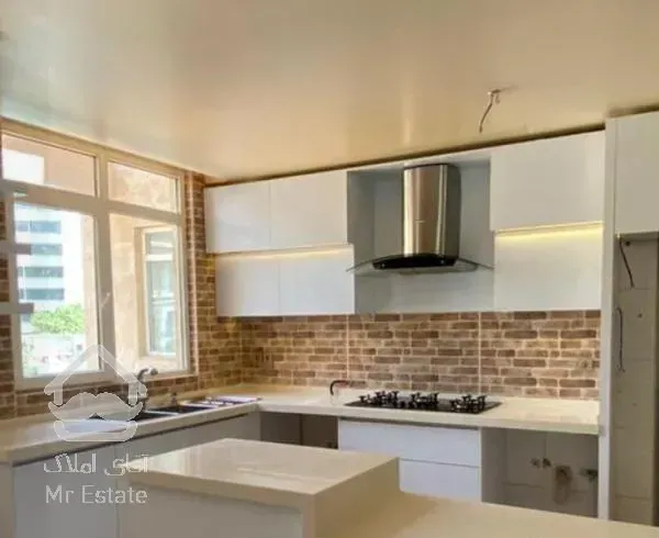 * ۸۳ متر فول ستارخان *