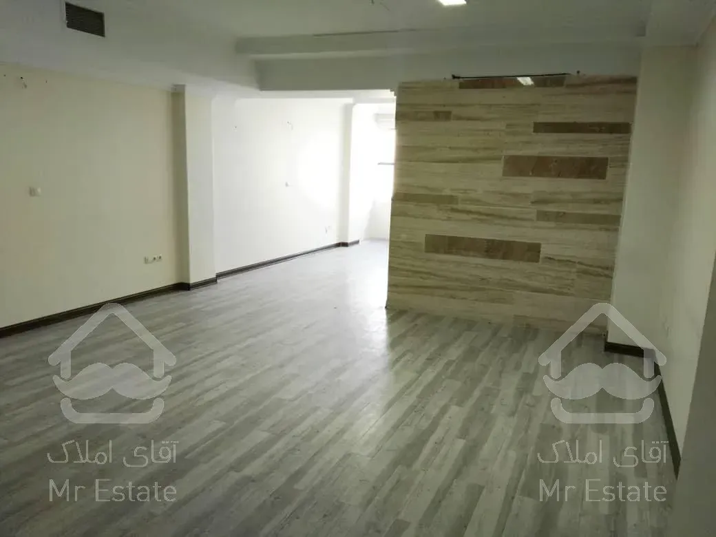 خرید اداری ۸۰ متر بر کاشانی